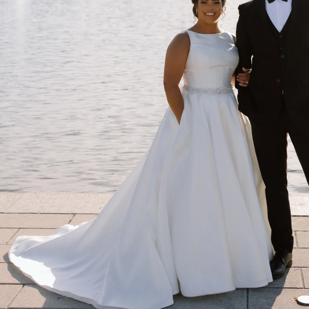 Essence of Australia Wedding Dress - Picture 5 of 7